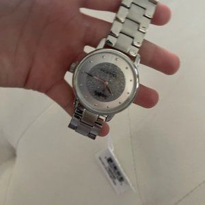 Coach classic quartz silver white dial sparkle watch